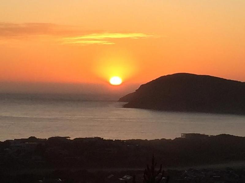 To Let 3 Bedroom Property for Rent in Whale Rock Western Cape